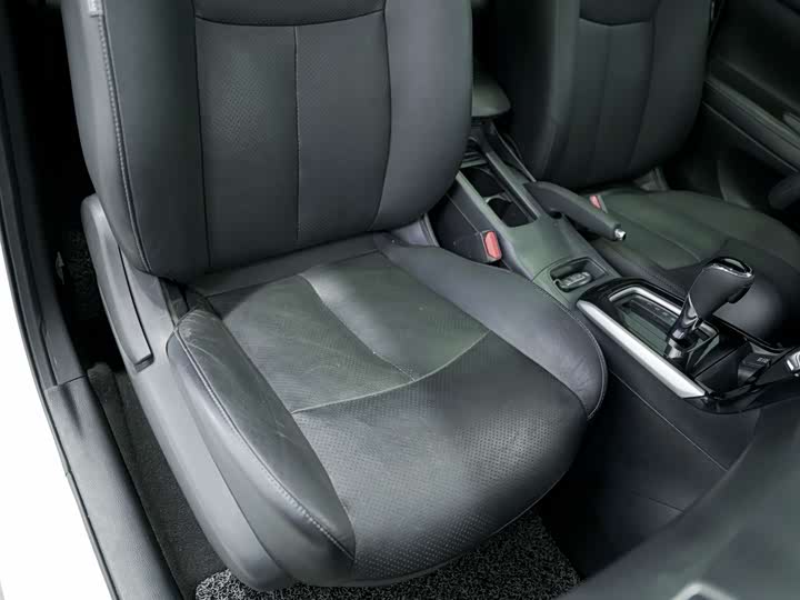 Nissan Sylphy, 2016 года фото 13