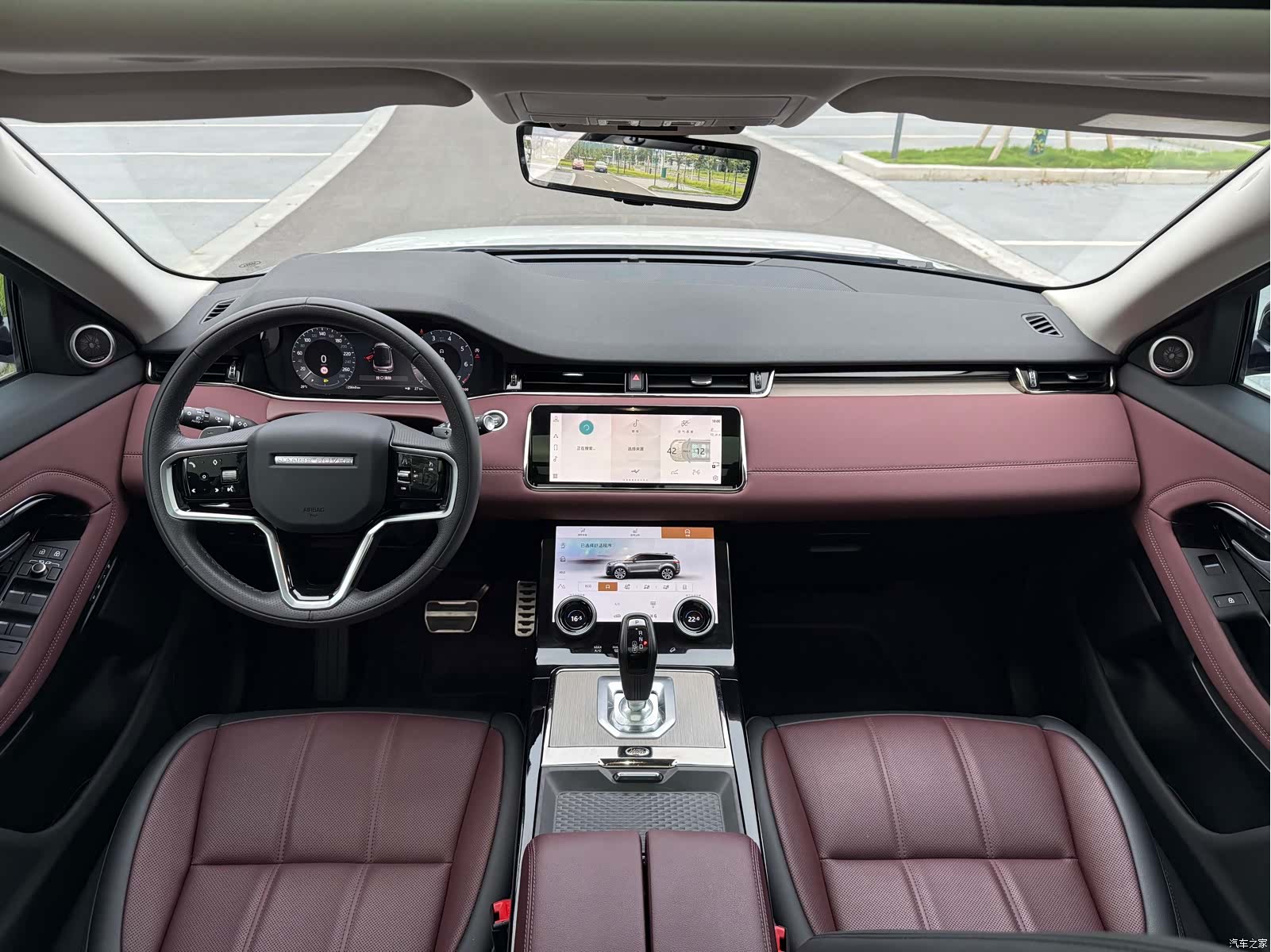 Land Rover Range Rover, 2023 12