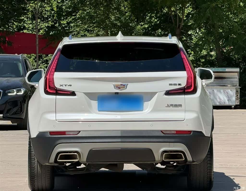 Cadillac XT4, 2021 все фото
