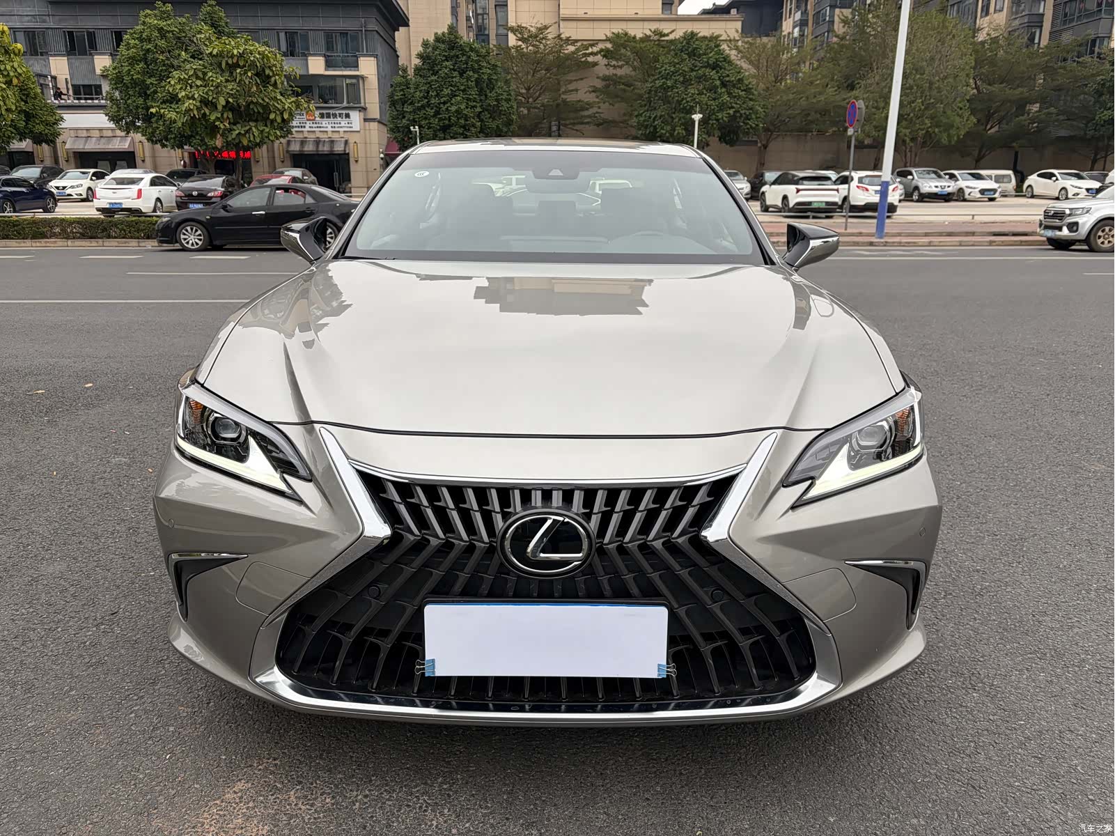 Lexus ES, 2024 2