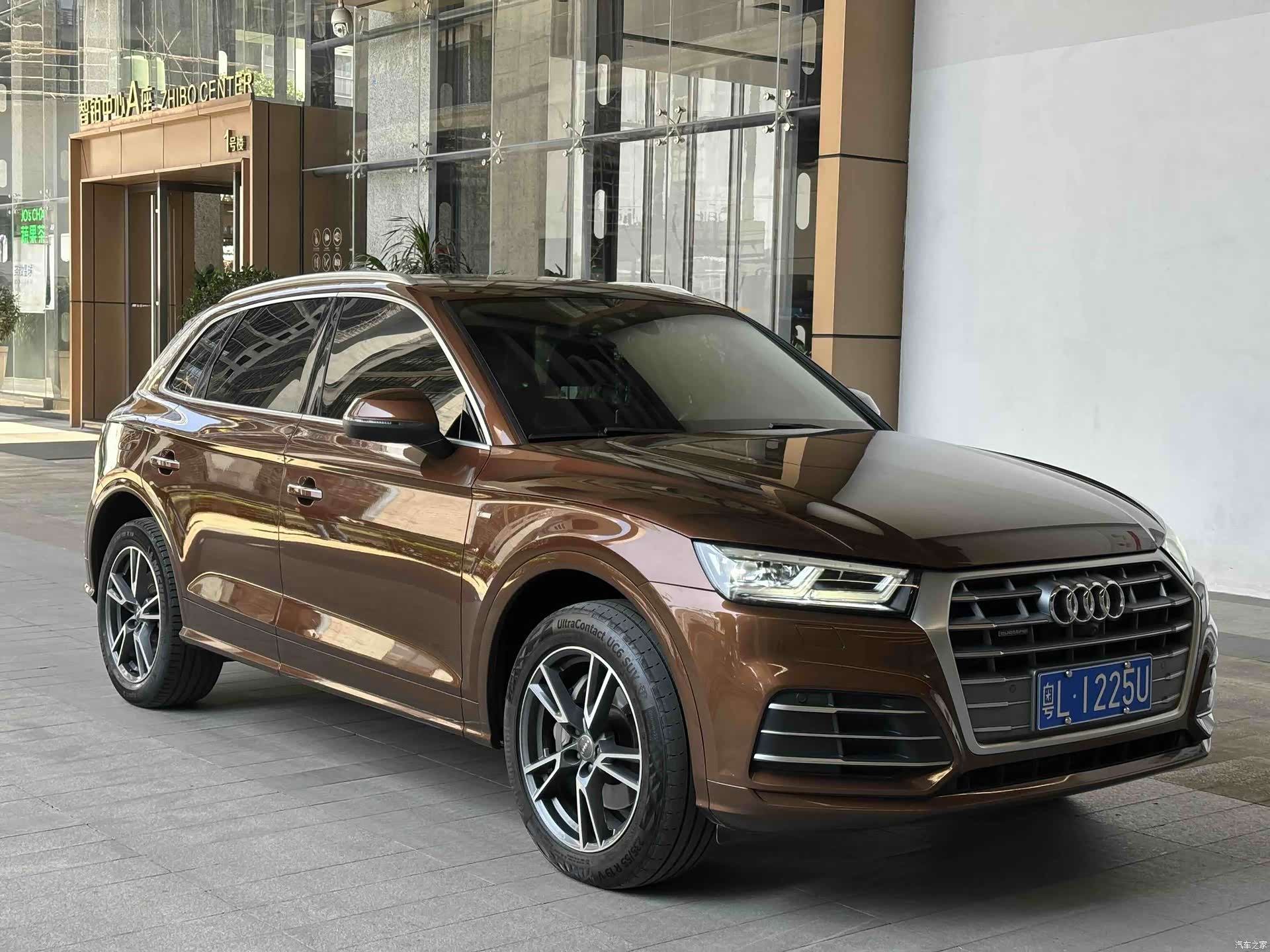 Audi Q5L, 2019 8
