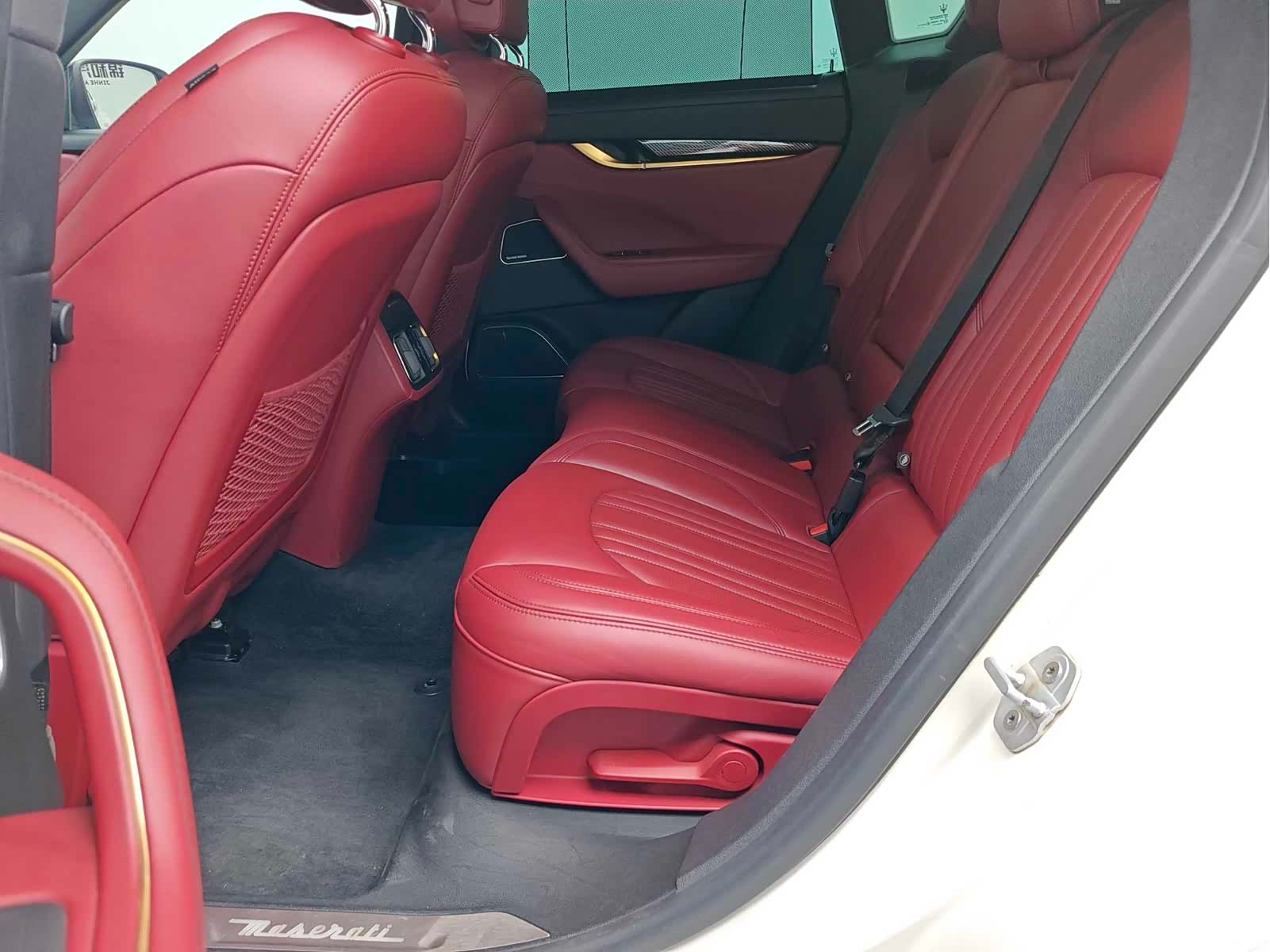 Maserati Levante, 2017 21