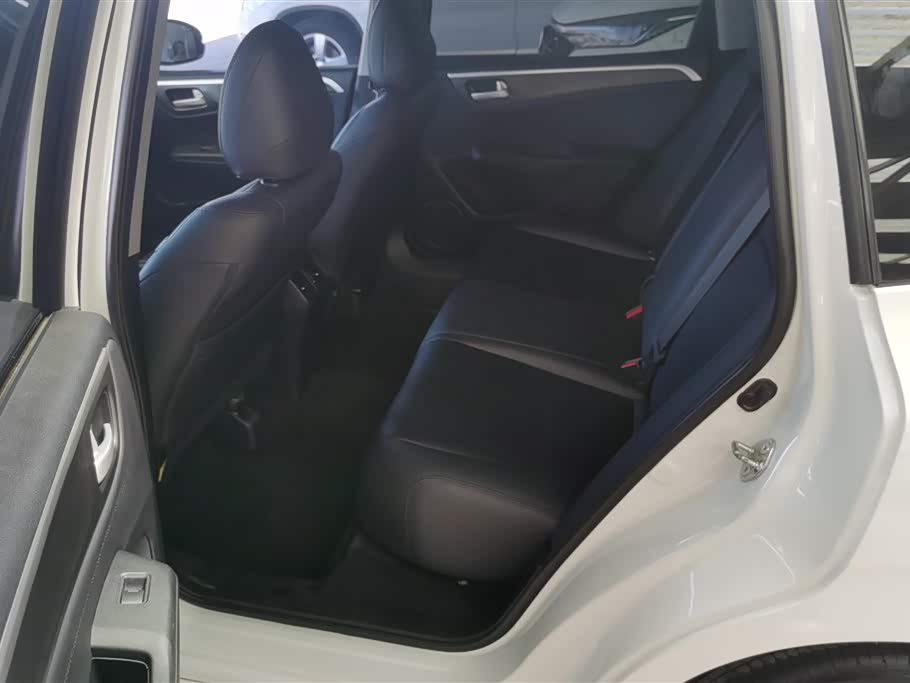 Honda Jade
