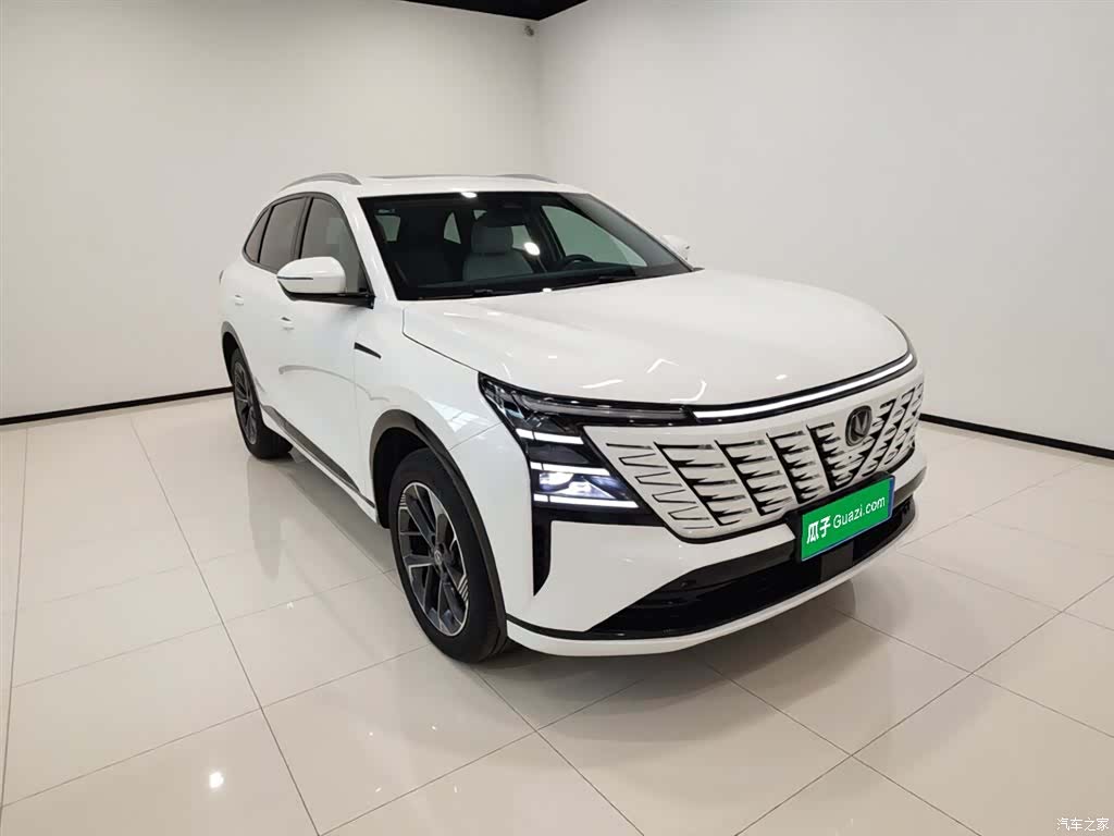 Changan CS75, 2026 4