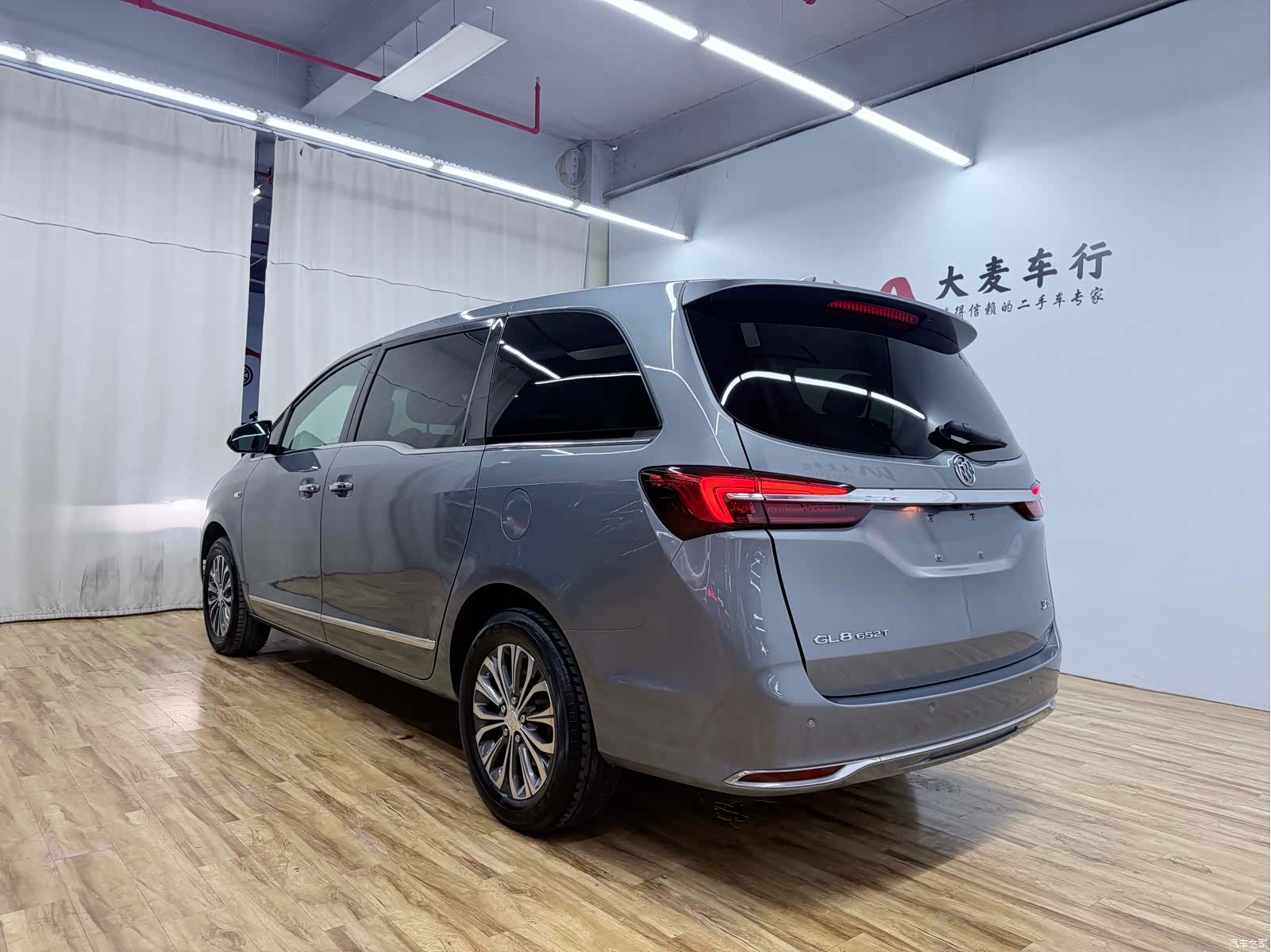 Buick GL8, 2020 все фото