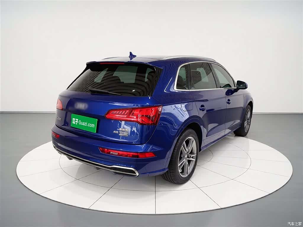 Audi Q5L, 2019 все фото