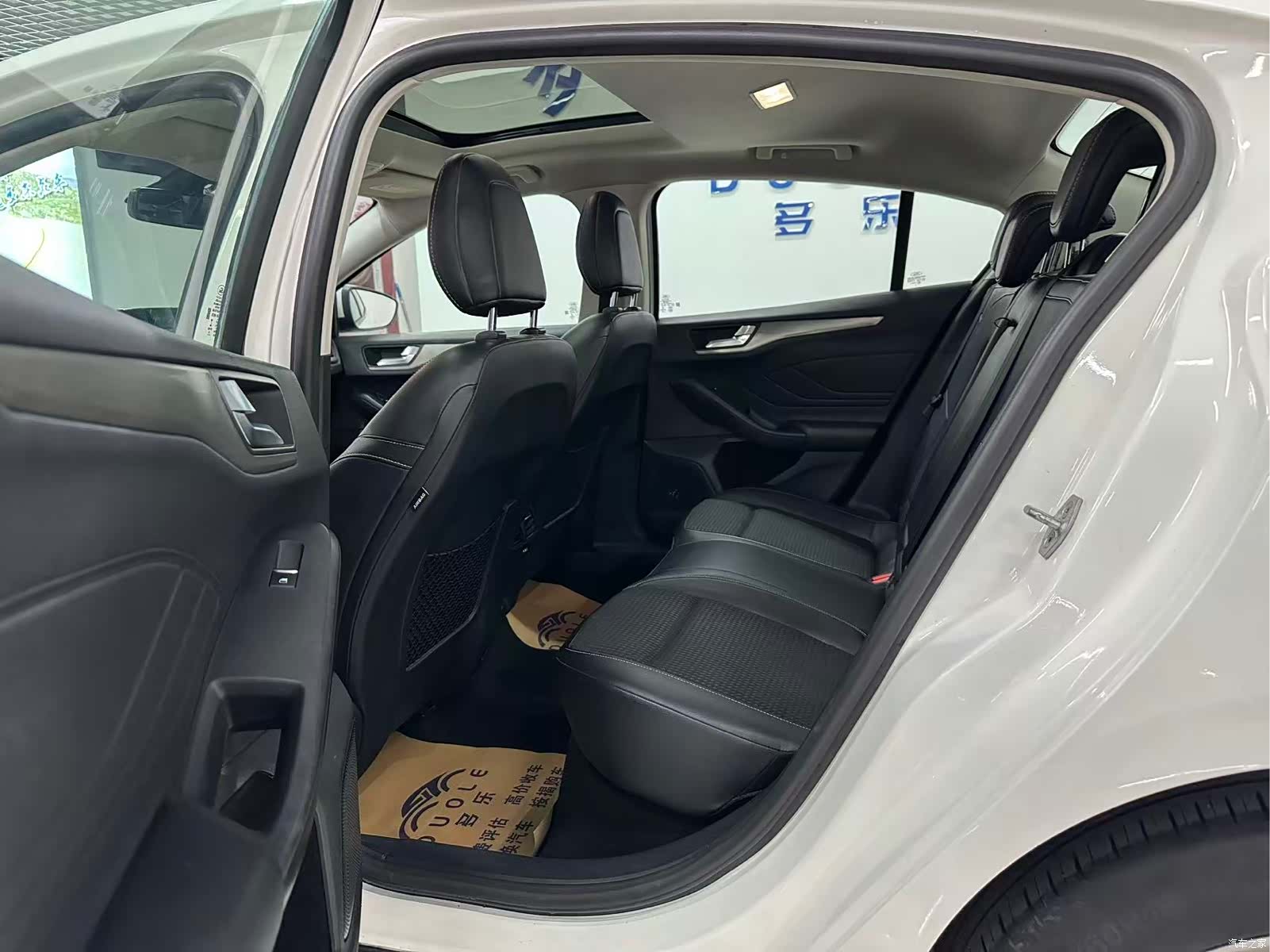 Ford Focus, 2019 6
