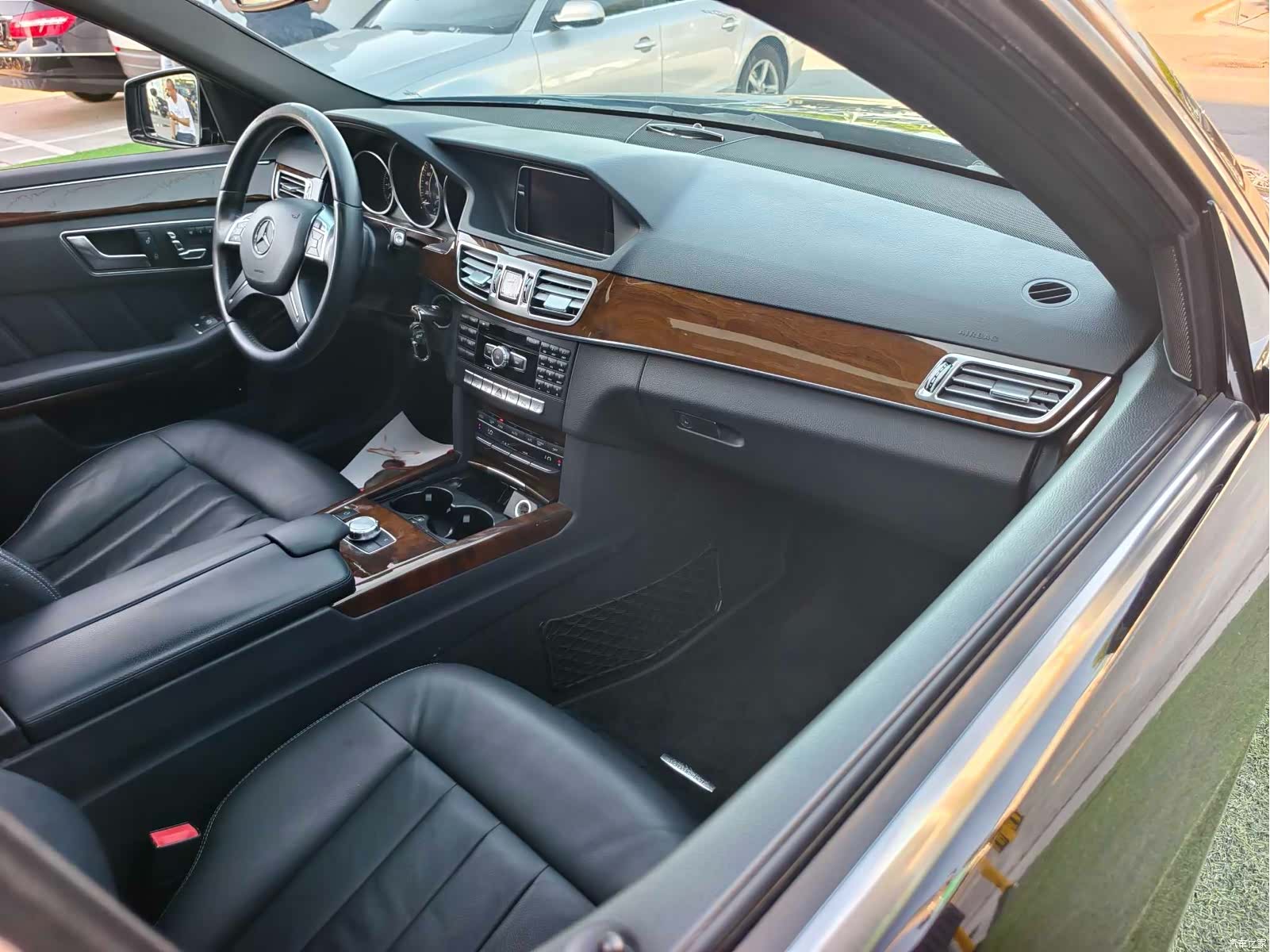 Mercedes-Benz E-Class, 2014 12