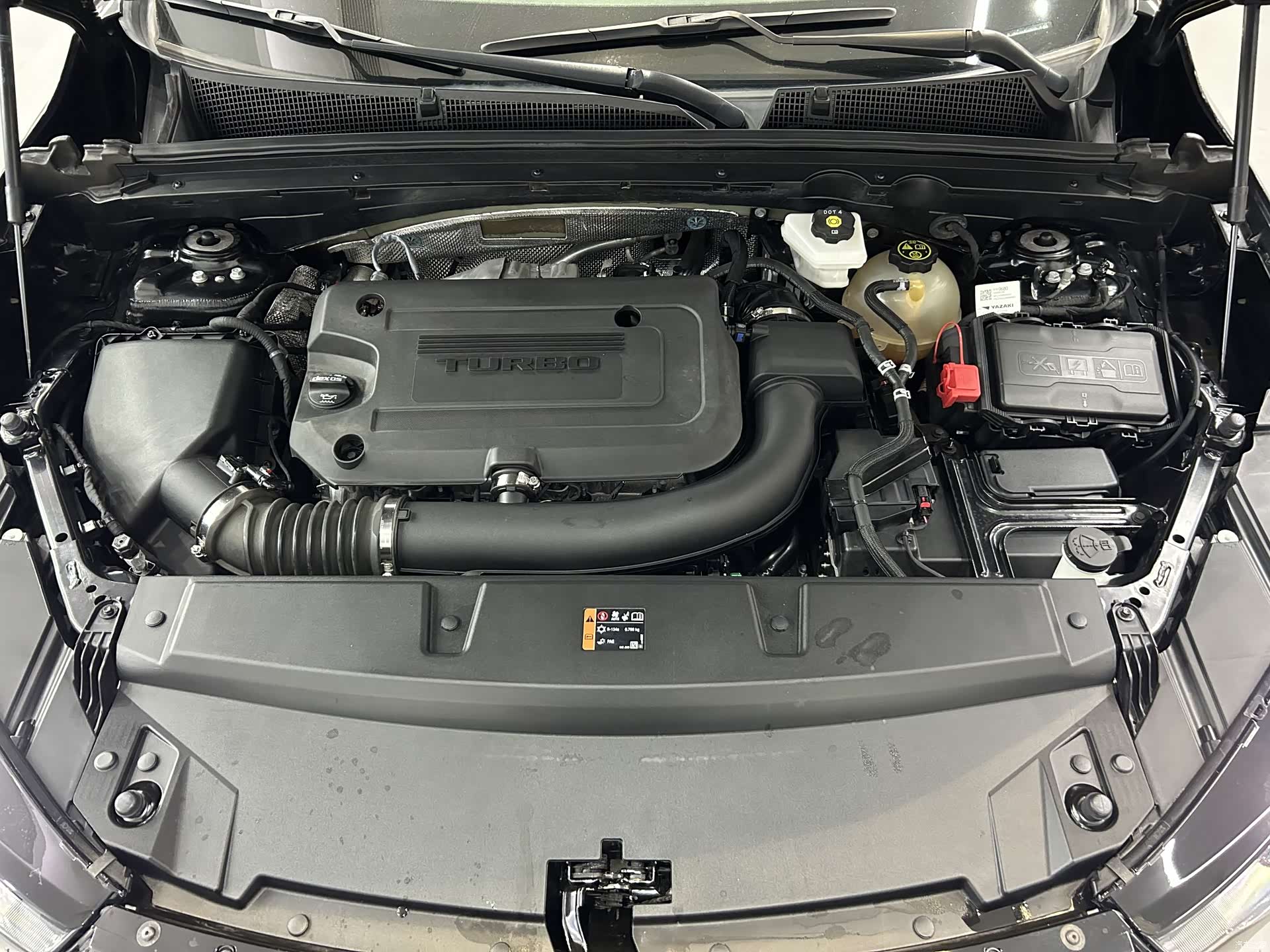 Buick Envision, 2023 11