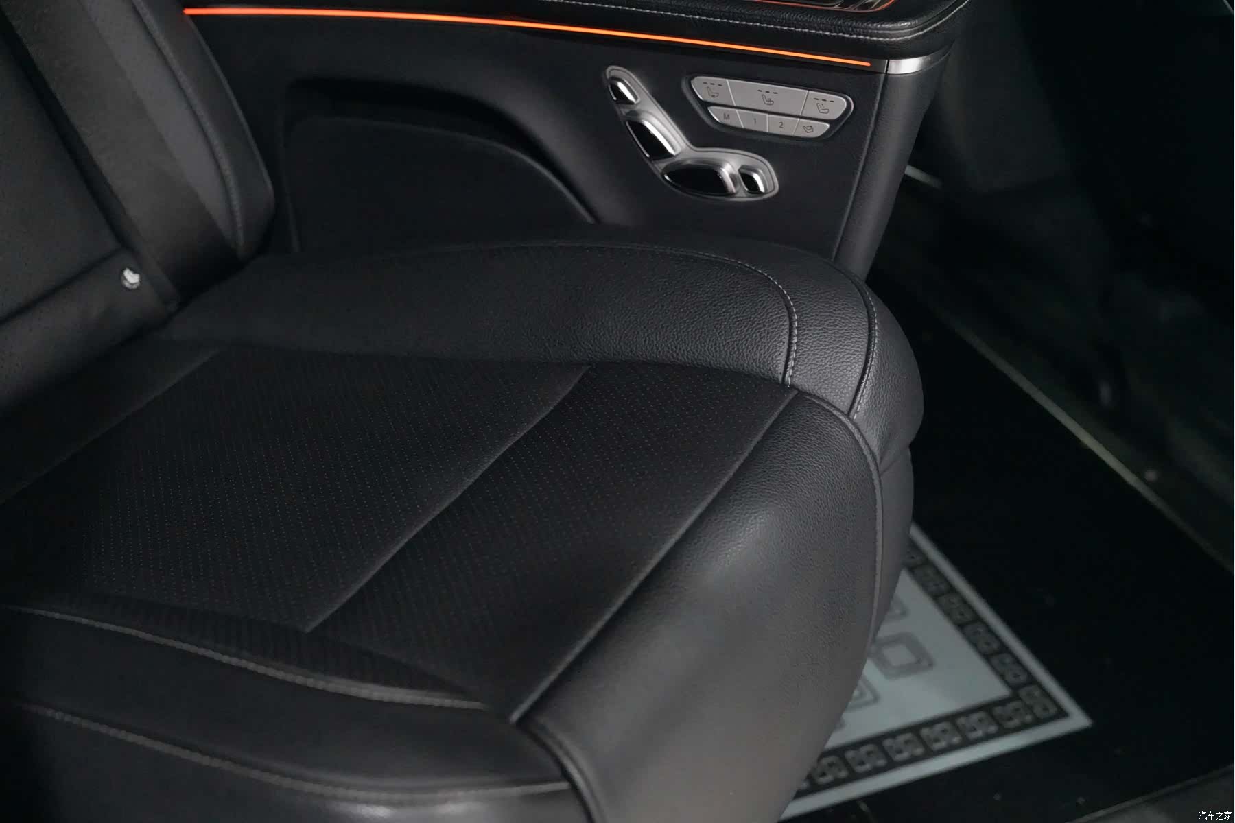 Mercedes-Benz V-Class, 2021 19