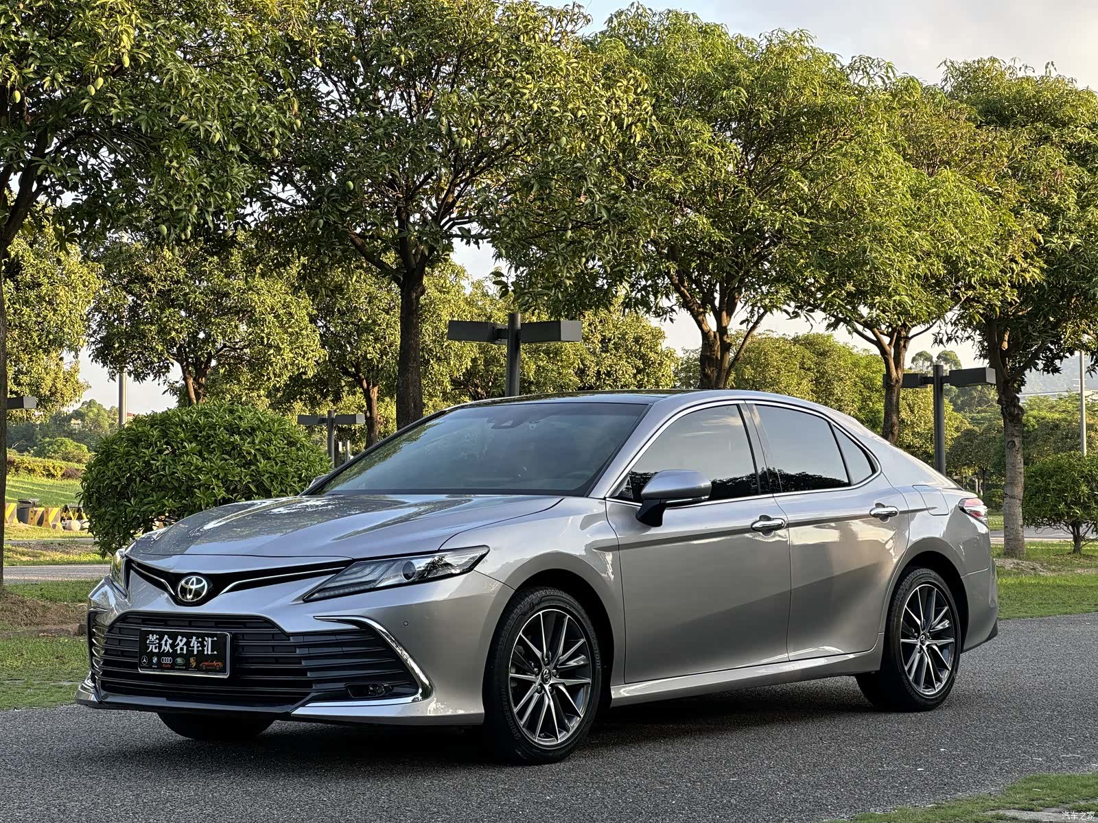 Toyota Camry, 2023 1