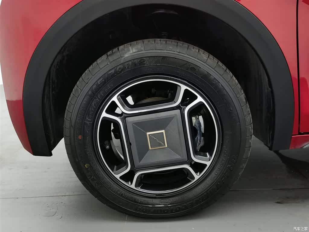 Wuling E300, 2020 17