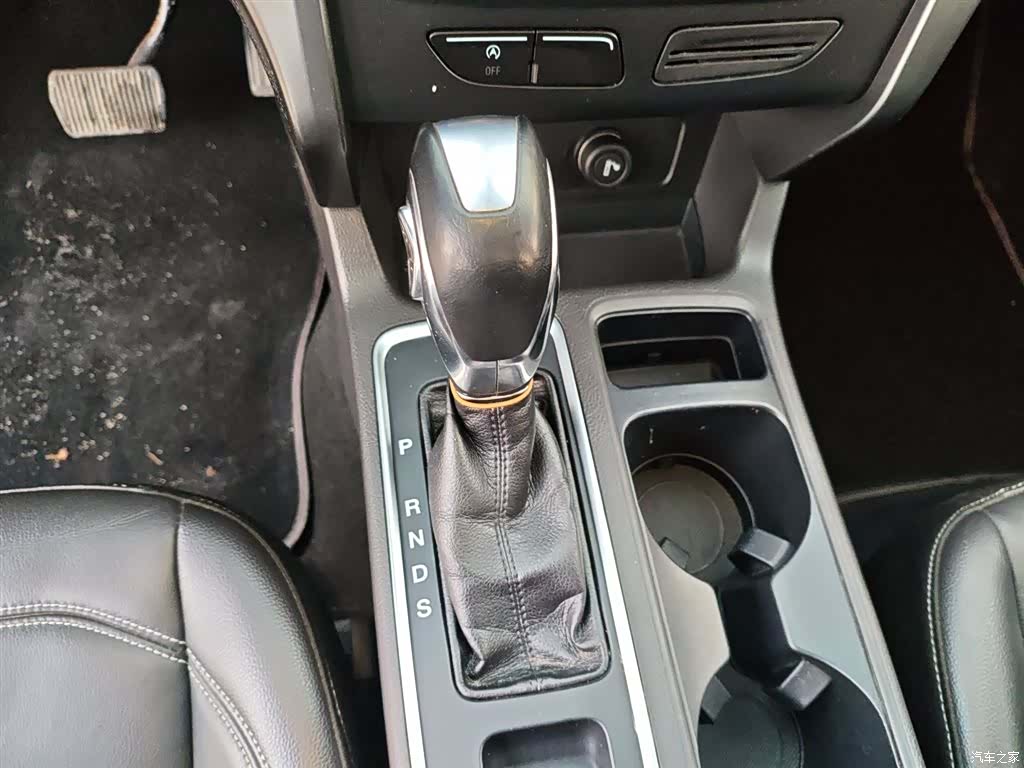 Ford Kuga, 2018 14