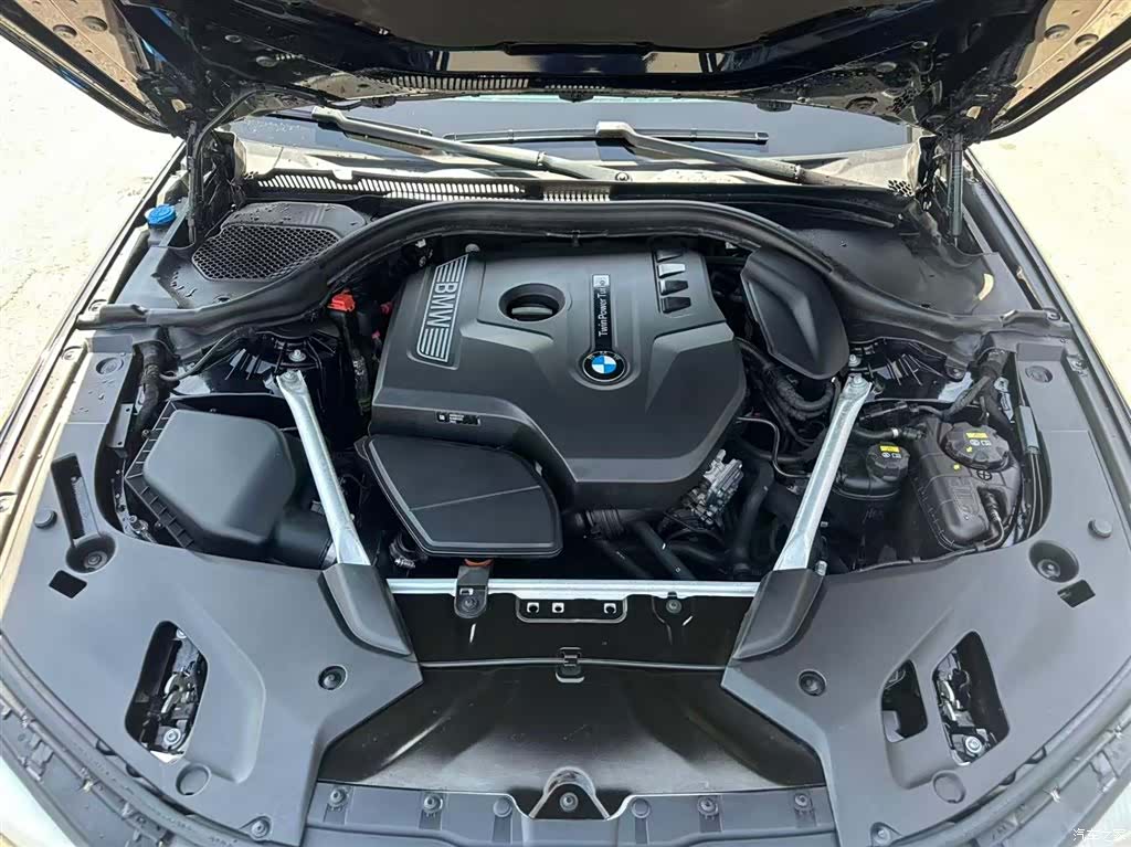 BMW 5 Series, 2018 16
