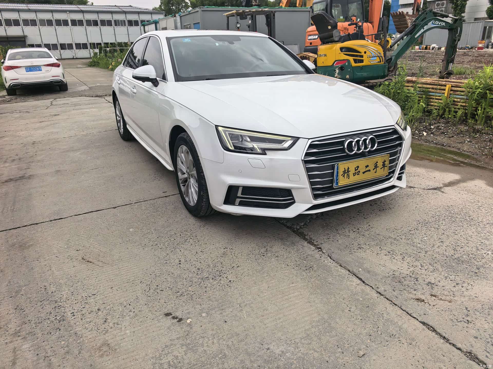 Audi A4L, 2019 3