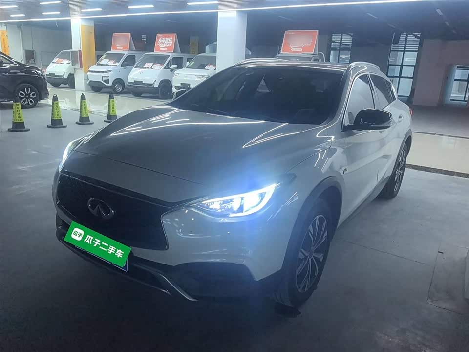 Infiniti QX30 Infiniti QX30