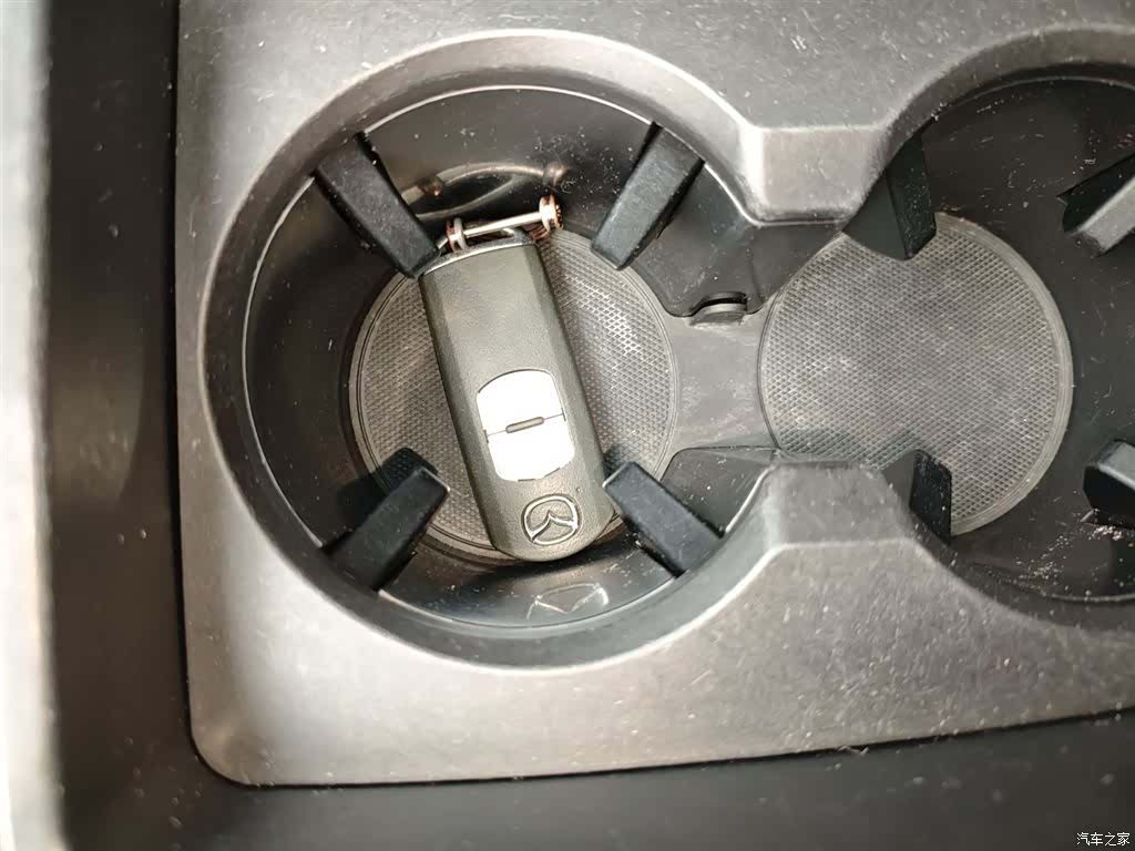 Mazda CX-4, 2021 9