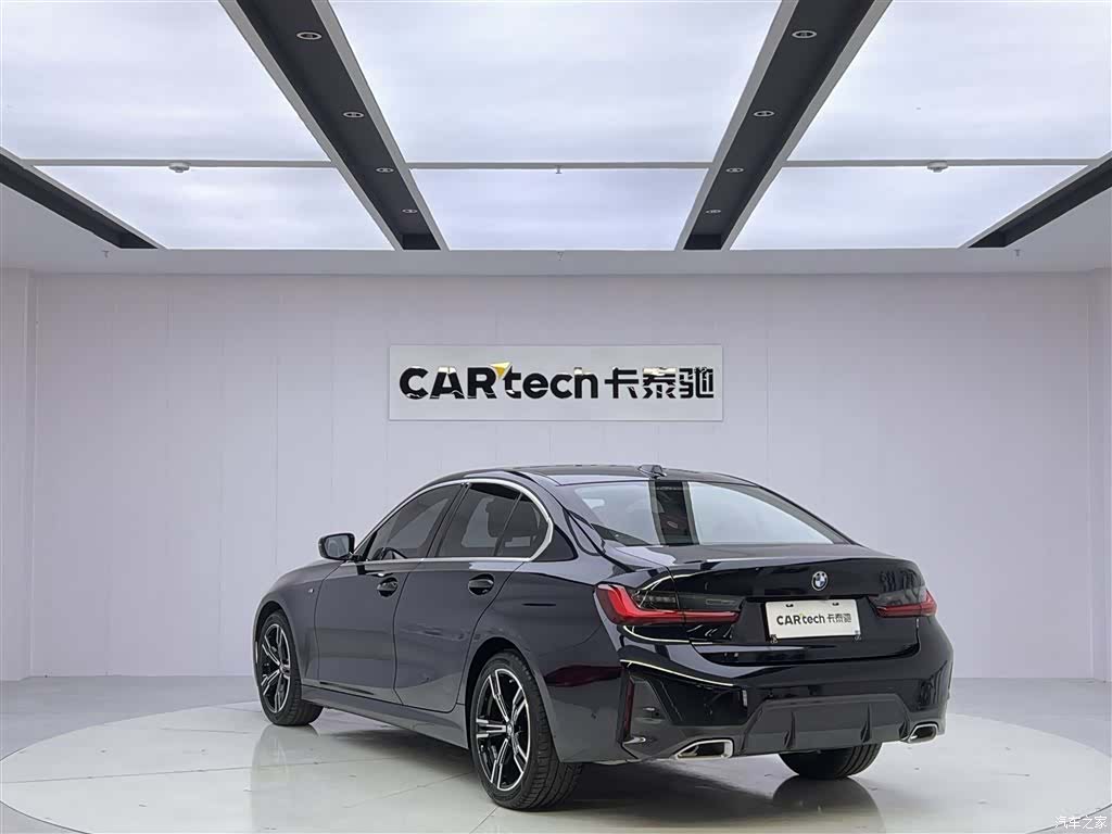 BMW 3 Series, 2024 7