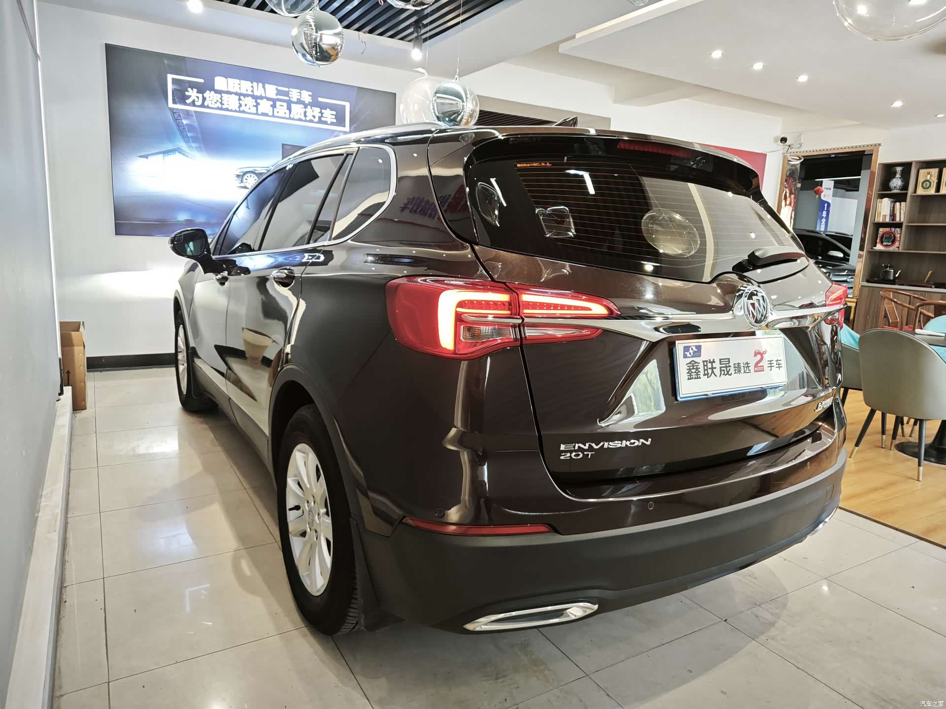 Buick Envision Plus, 2020 все фото