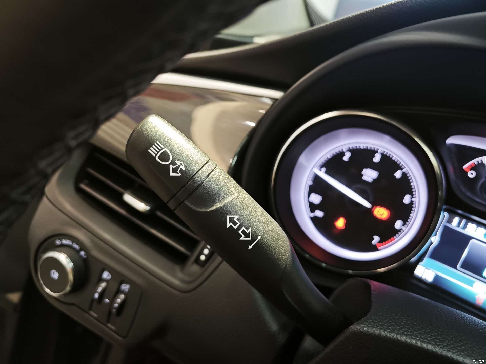 Buick Envision Plus, 2020 28