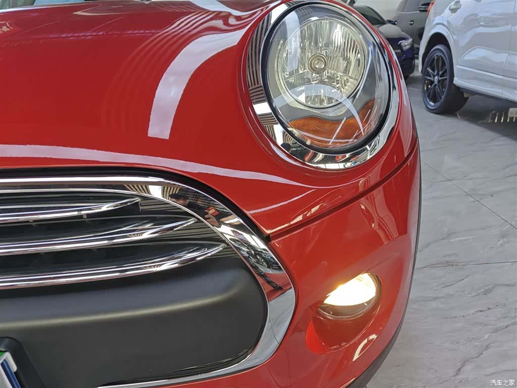 Mini ONE, 2018 18