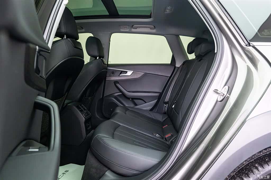 Audi A4, 2021 12
