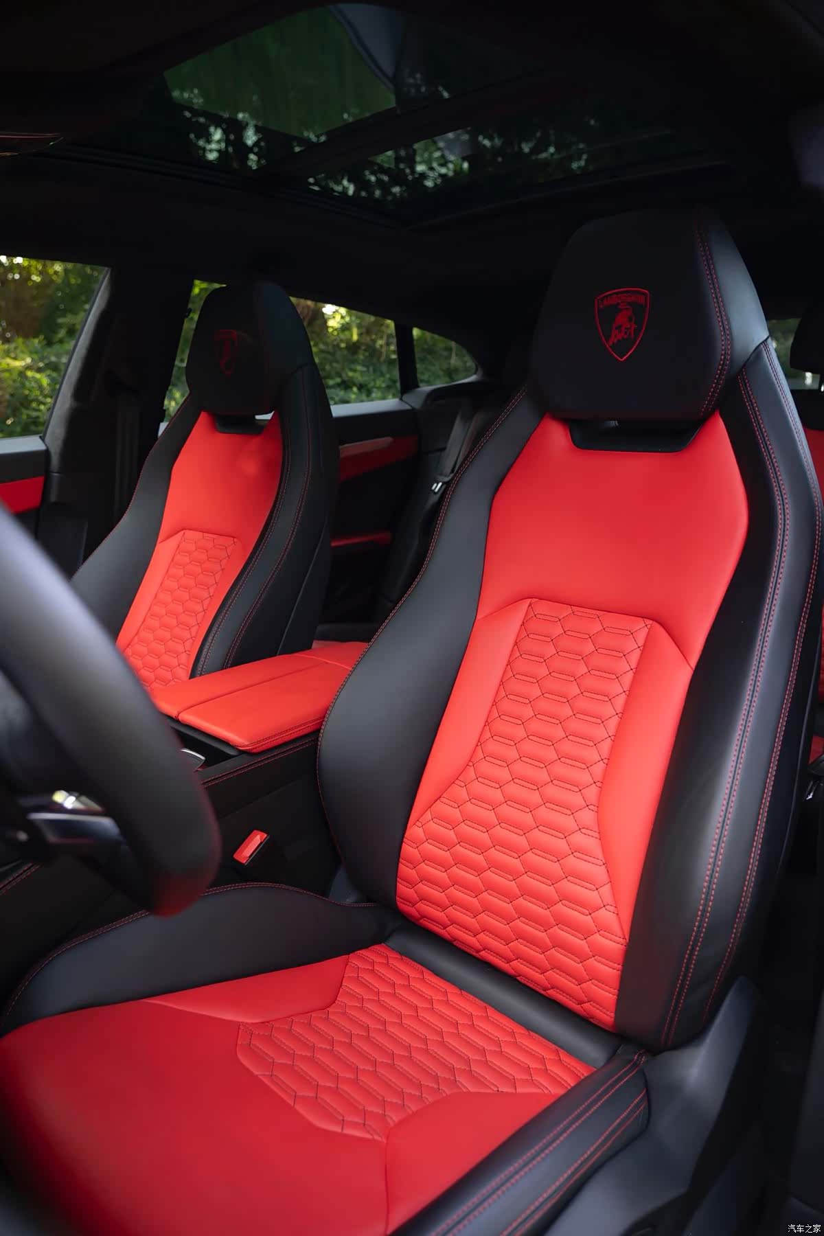 Lamborghini Urus, 2021 7