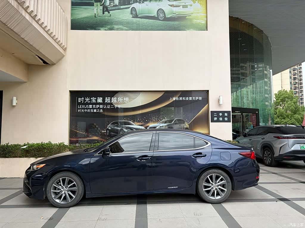 Lexus ES, 2017 2