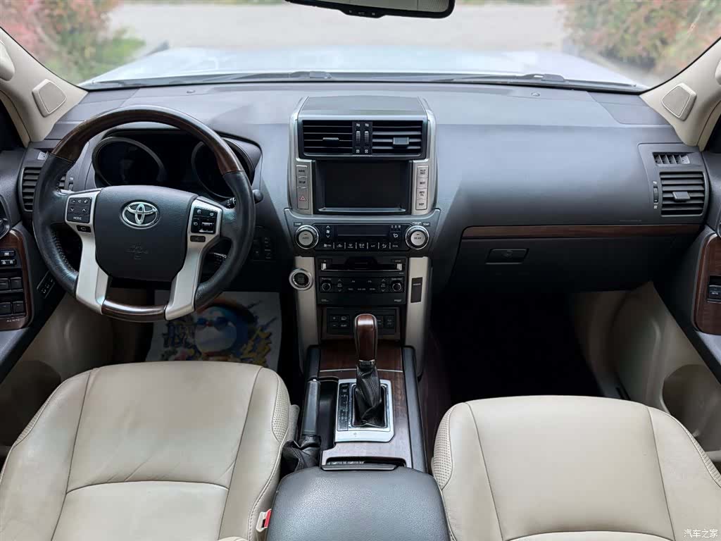 Toyota Prado, 2012 30