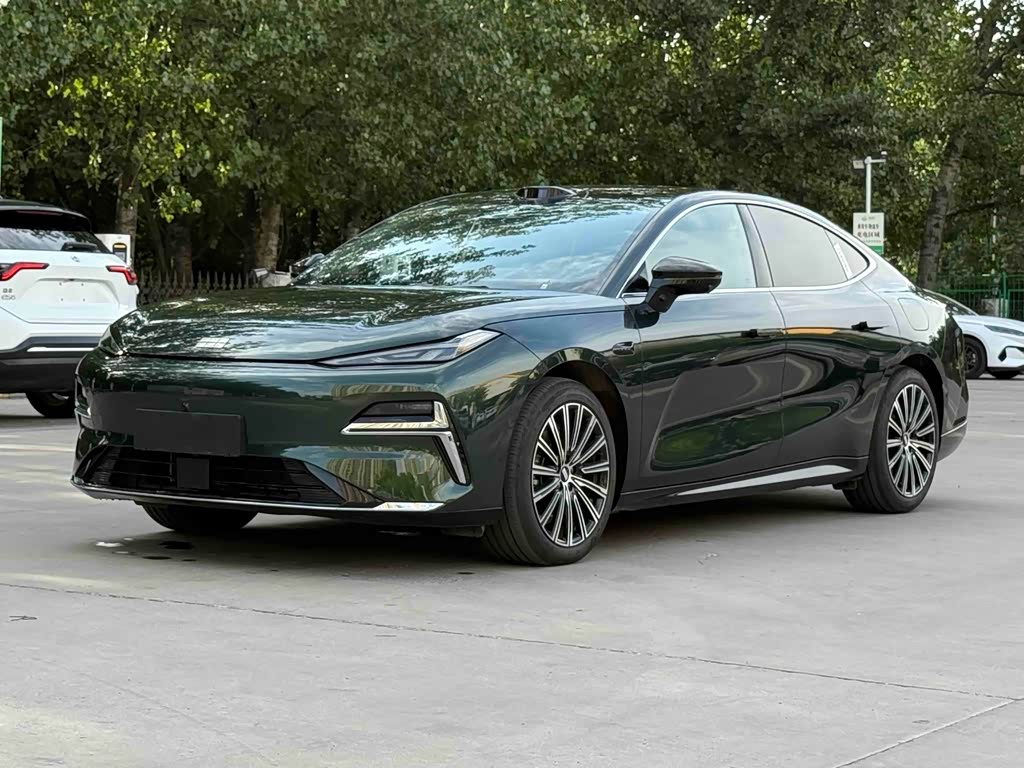 Geely Galaxy Starshine 8