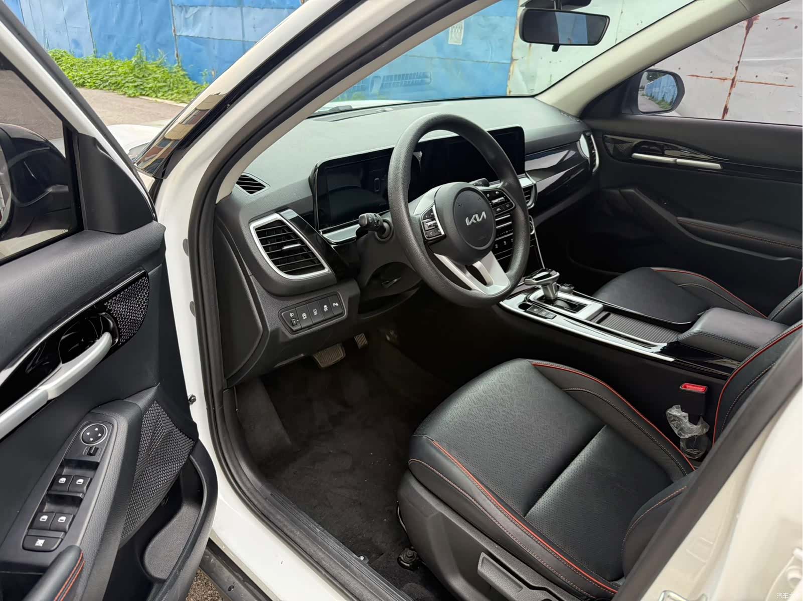 Kia Seltos, 2023 4