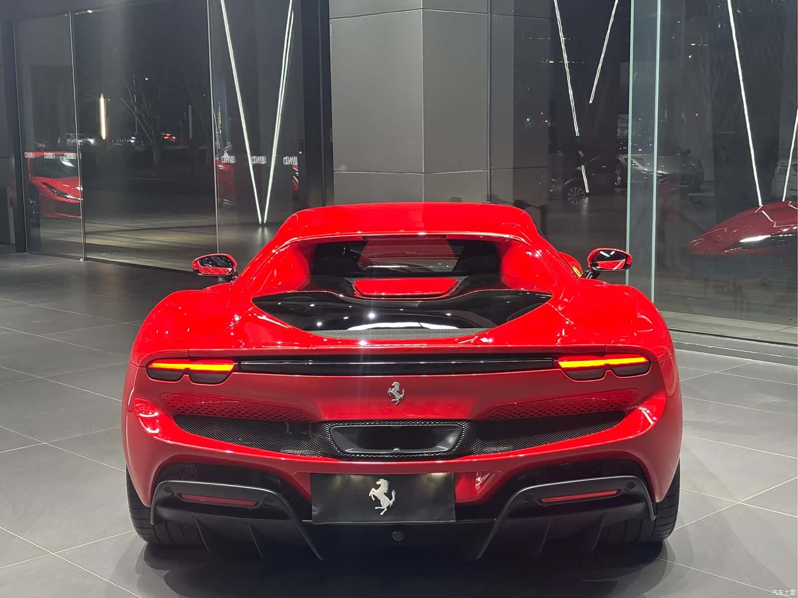Ferrari 296, 2023 12