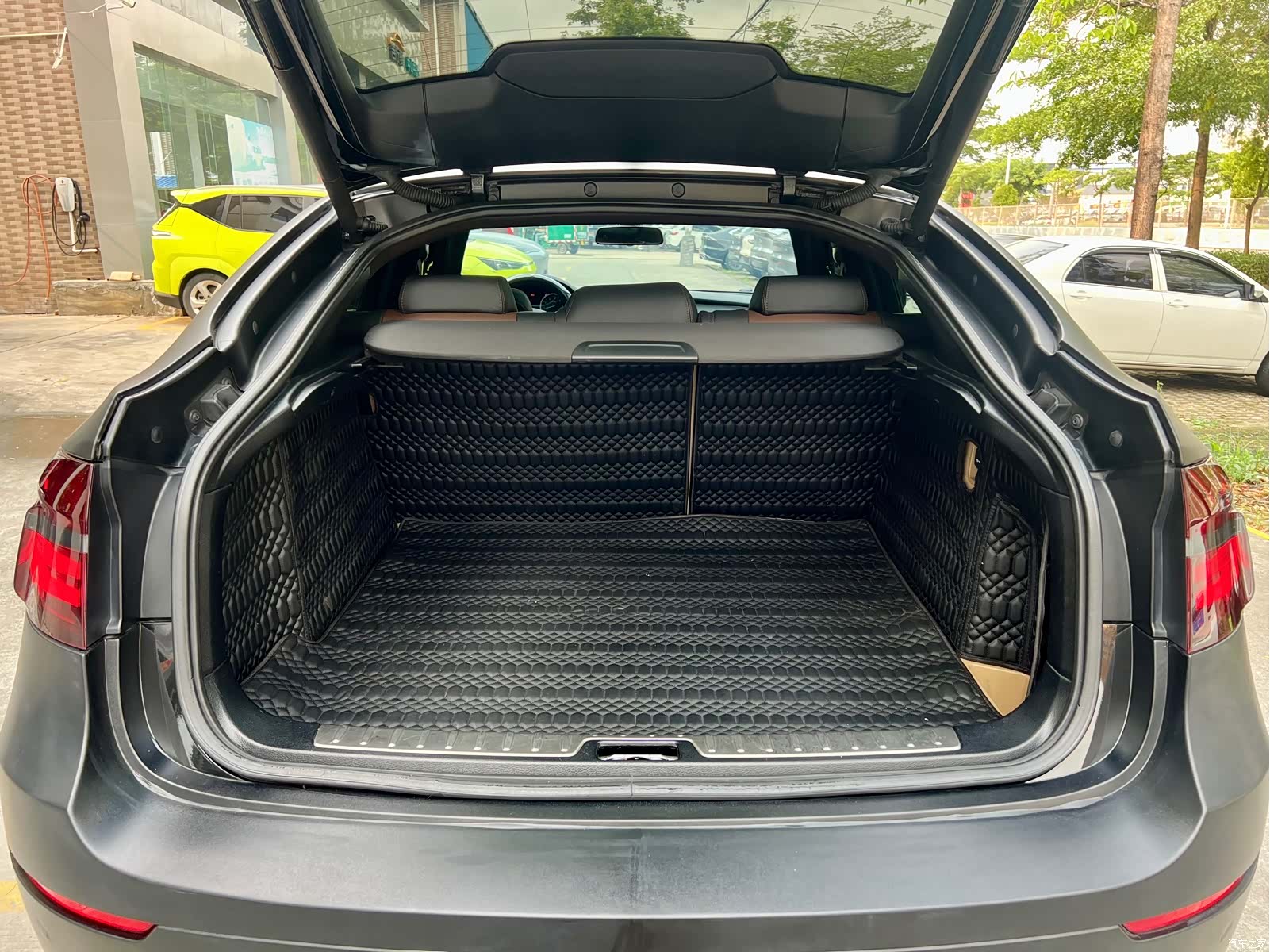 BMW X6, 2013 10