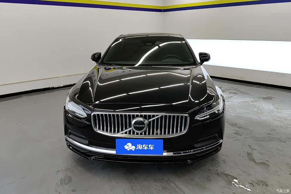 Volvo S90, 2023 2
