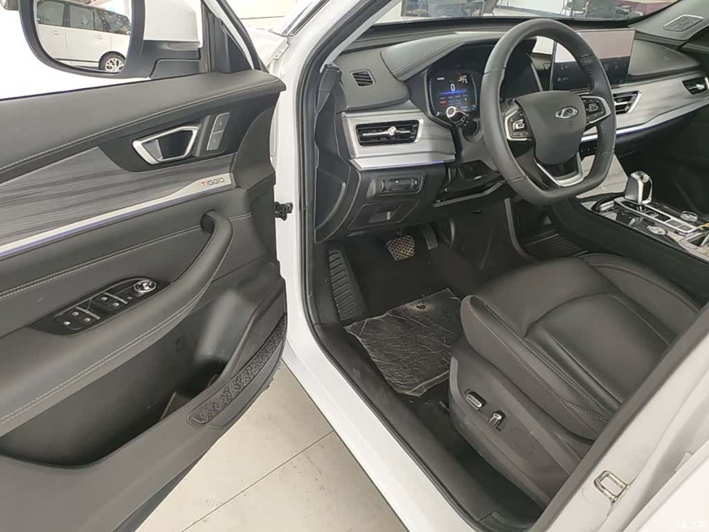 Chery Tiggo 8, 2023 12
