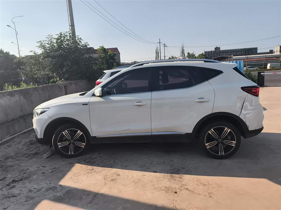 MG ZS