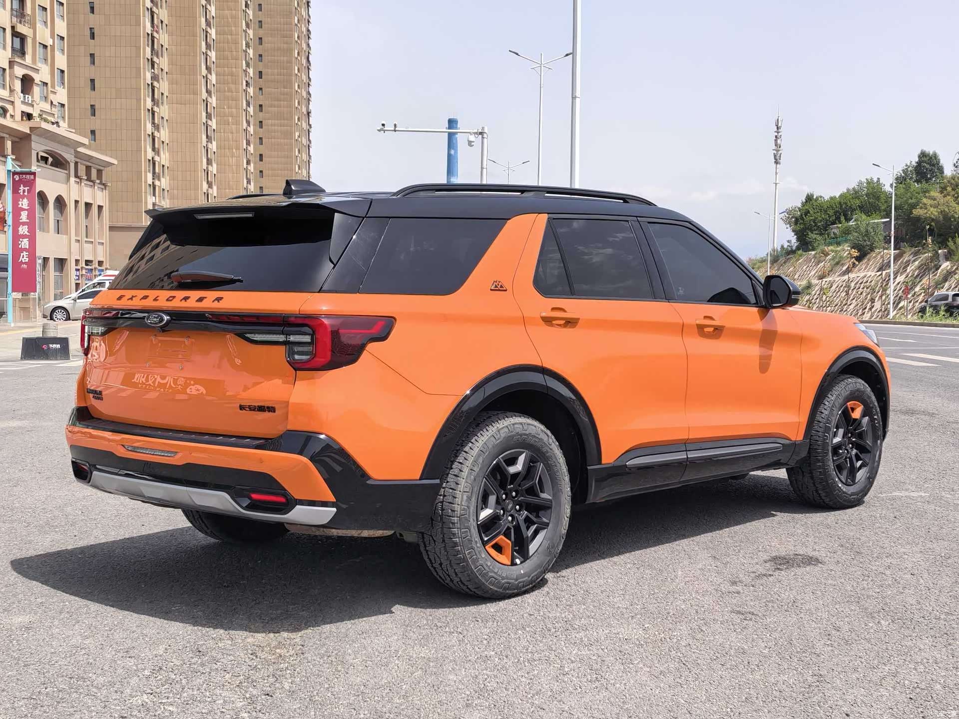 Ford Explorer, 2024 6