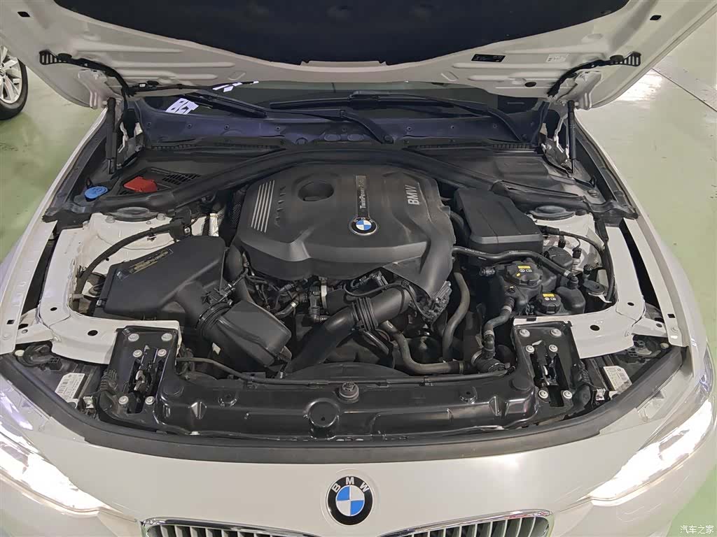 BMW 3 Series, 2018 10