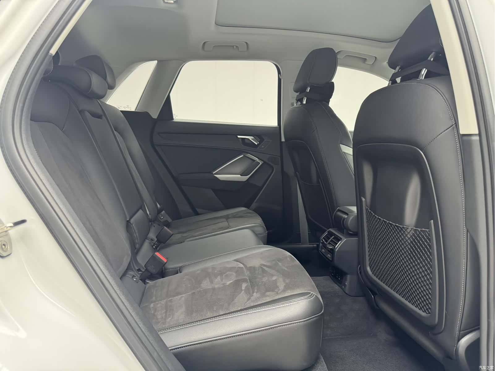 Audi Q3, 2022 7