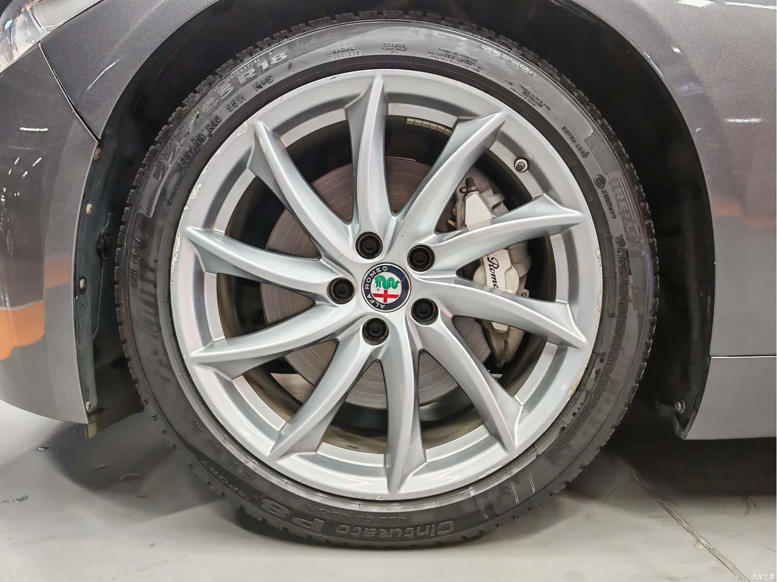 Alfa Romeo Giulia, 2019 6