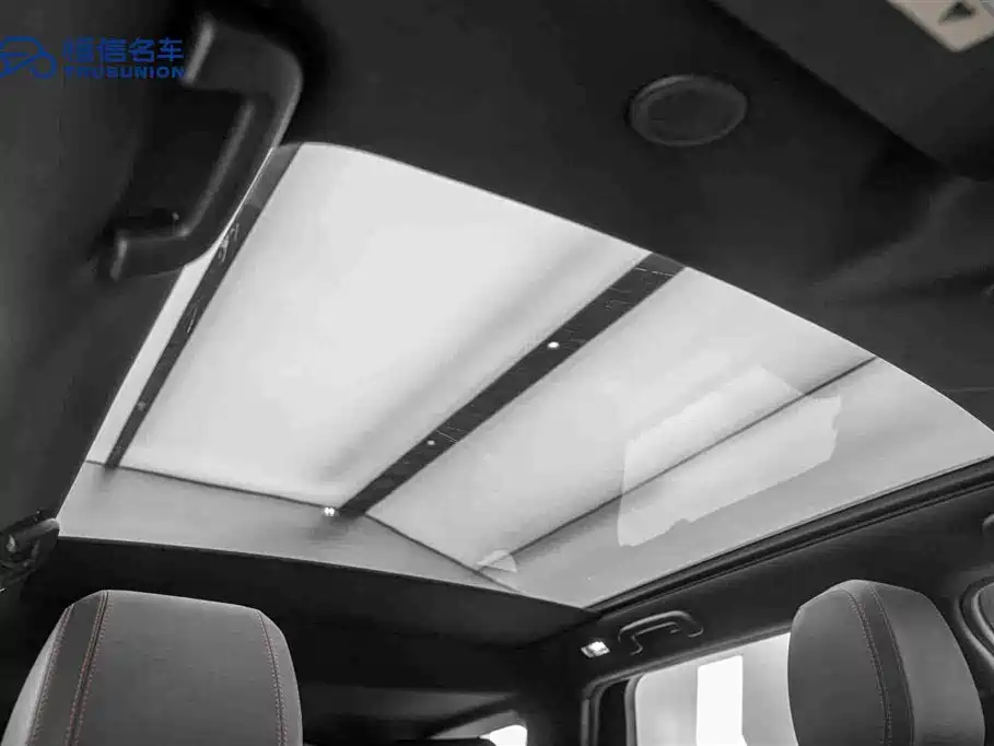 Land Rover Discover sports