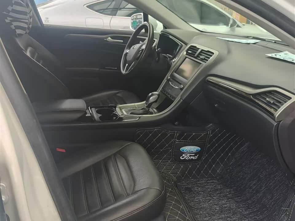 Ford Mondeo Ford Mondeo