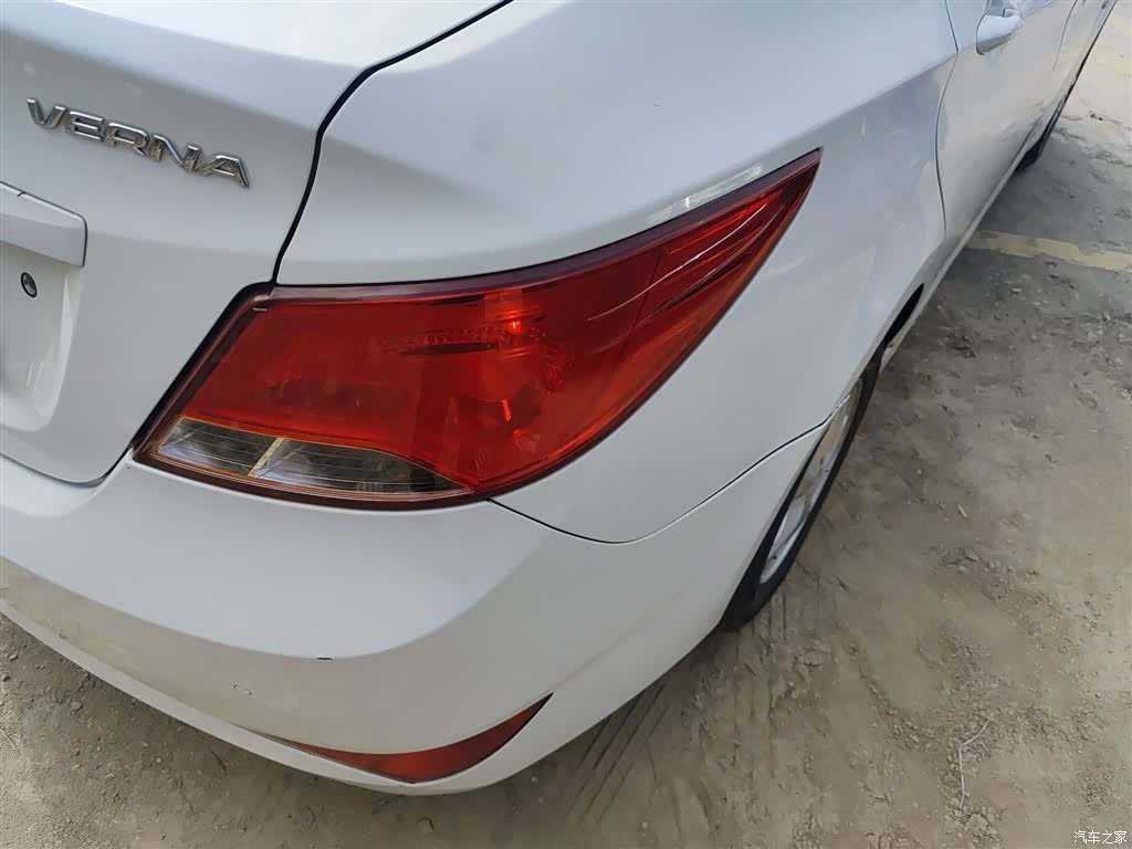 Hyundai GLS, 2014 24