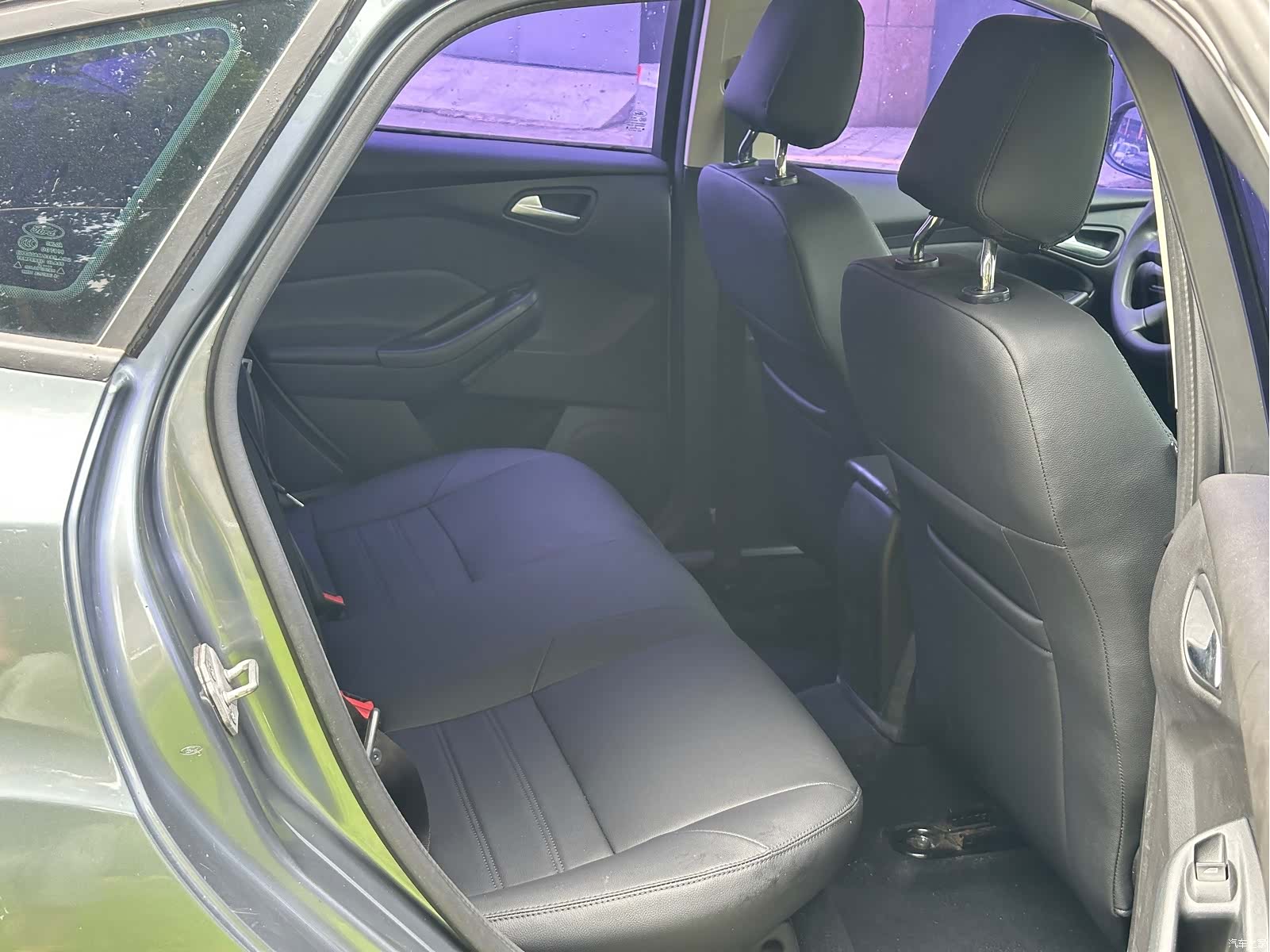 Ford Focus, 2012 7