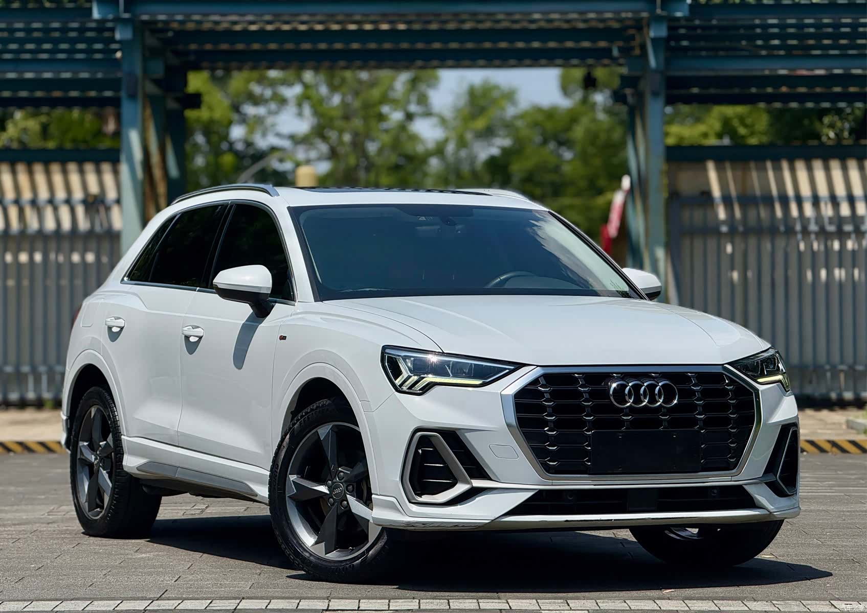 Audi Q3, 2019 3