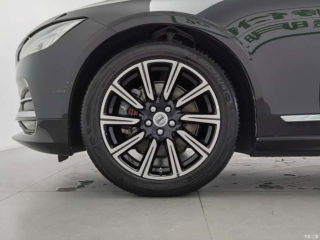 Volvo S90, 2019 17
