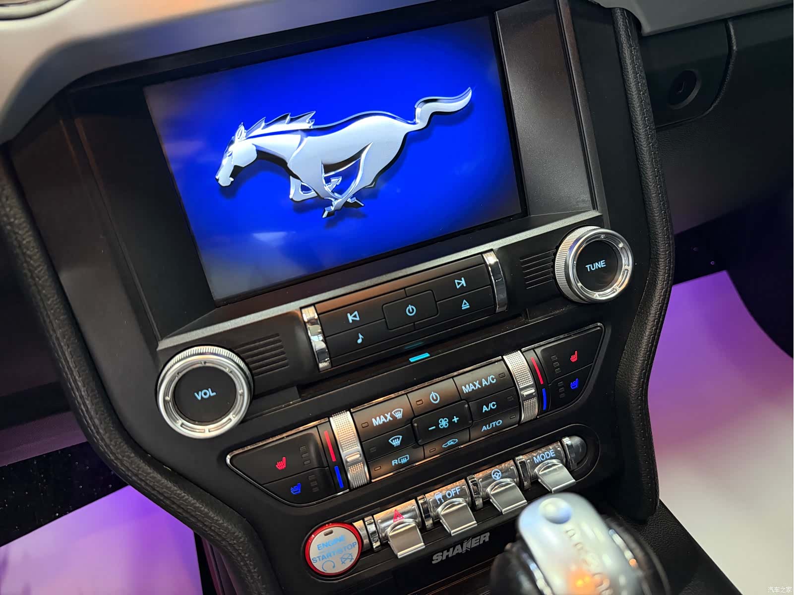Ford Mustang, 2017 все фото