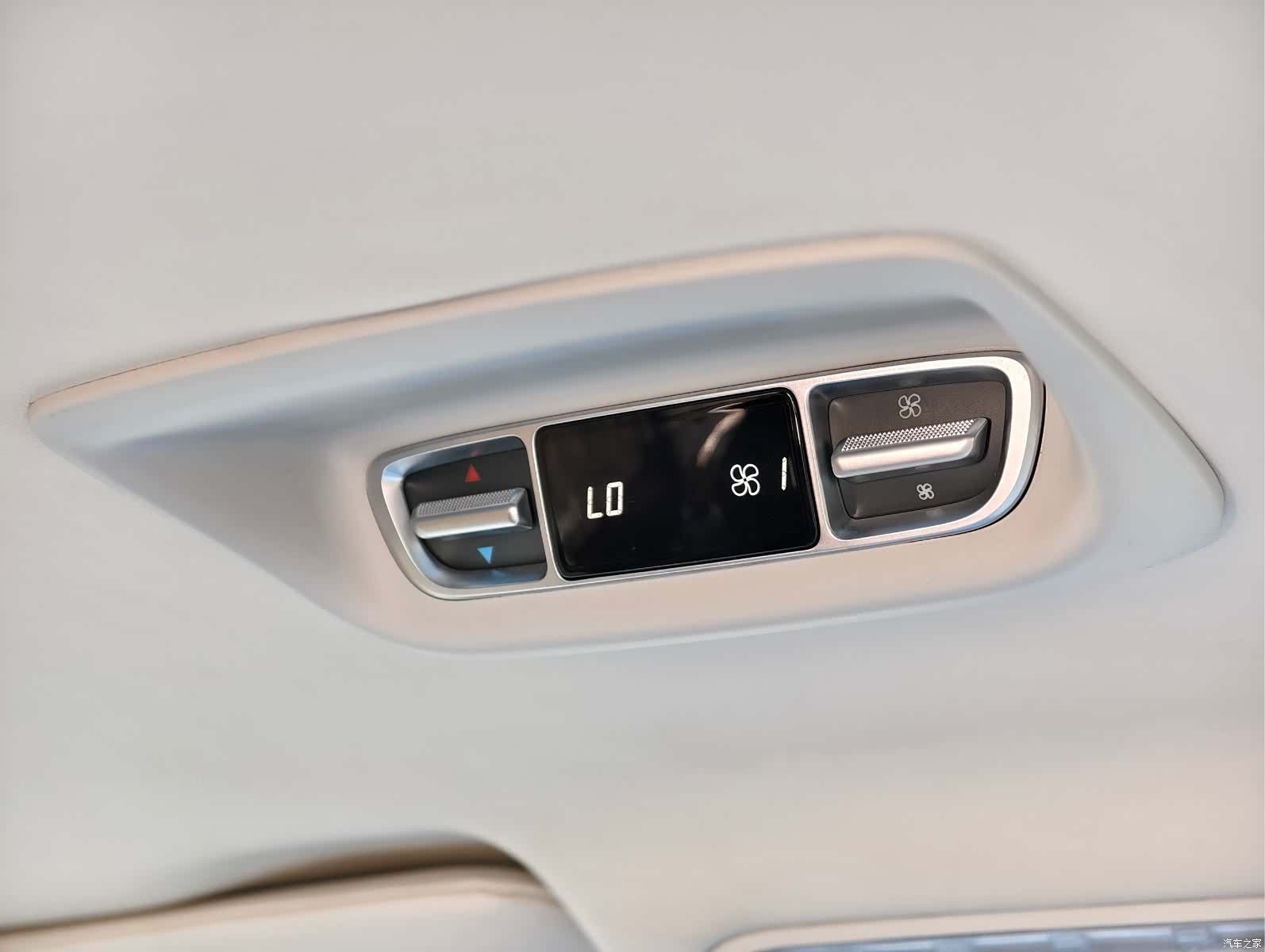 Mercedes-Benz V-Class, 2020 20