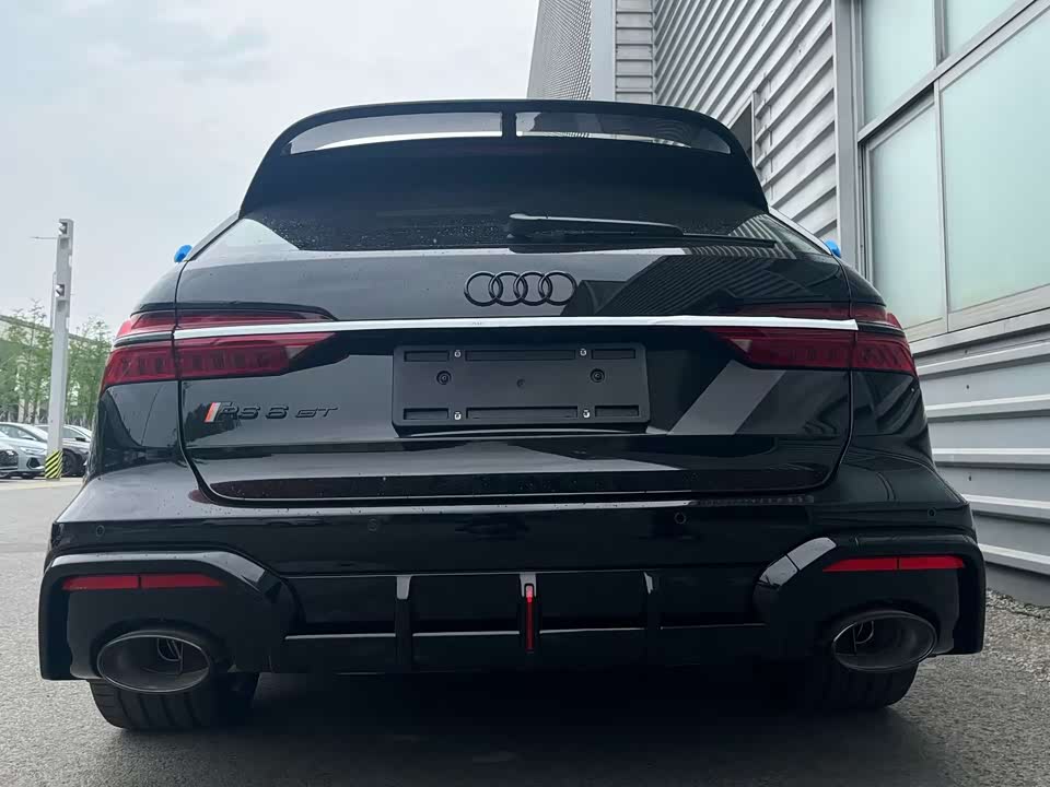 Audi RS 6 Audi RS 6