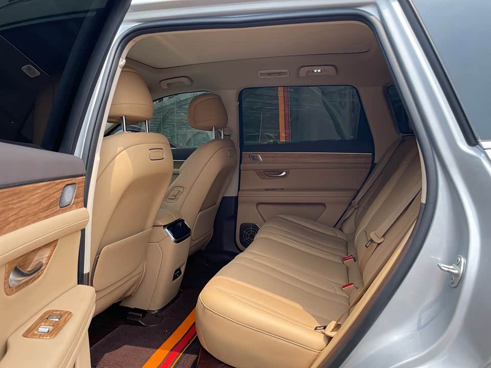 AITO Ask the world M7